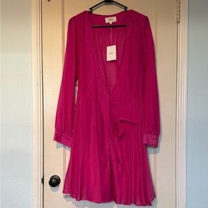 XiRENA Star Ruby Dress